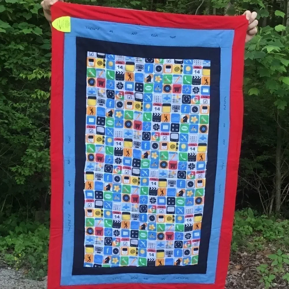 Quilt of the Week!  NWT. Hand Crafted App Quilt